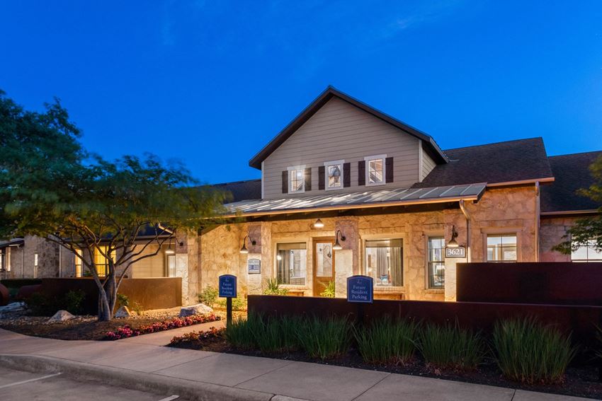 Bell Austin Southwest Apartments, 3621 West Slaughter Lane, Austin, TX